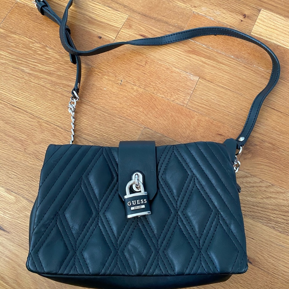 Guess Crossbody